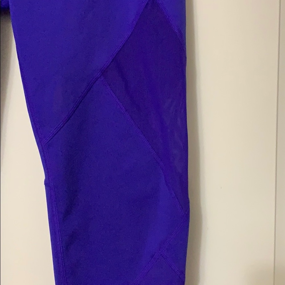 Athleta - Picture 2 of 3
